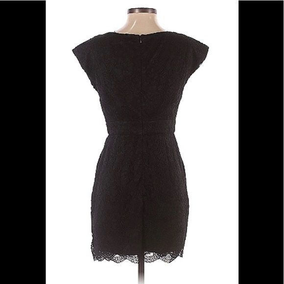 BCBGEneration Little Black Lace Dress size 4 Solid Embroidered ruched detail - Picture 2 of 3